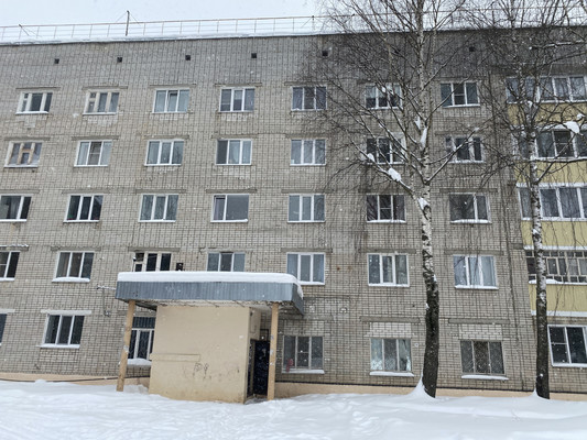 Продам комнату в 8-комн. квартире, Машиностроителей ул, 128а, Йошкар-Ола г