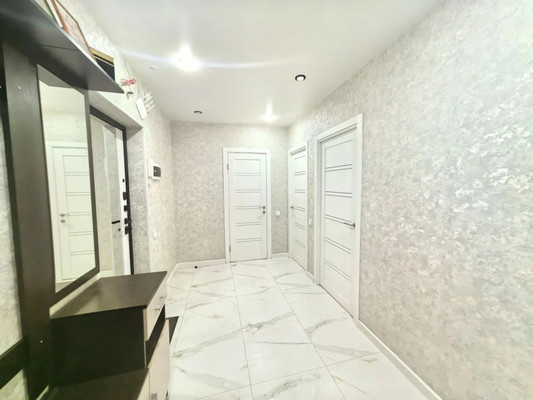 Продам однокомнатную (1-комн.) квартиру, Западный квартал (Купелинка мкр) ул, 5к1, Сапроново д