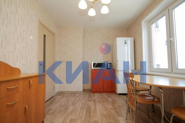 Продам трехкомнатную (3-комн.) квартиру, Елены Стасовой ул, 48Д, Красноярск г