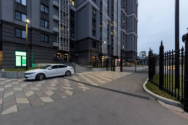 Продам однокомнатную (1-комн.) квартиру, Ротмистрова ул, 2к4, Москва г