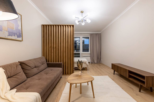 Продам однокомнатную (1-комн.) квартиру, Ротмистрова ул, 2к4, Москва г