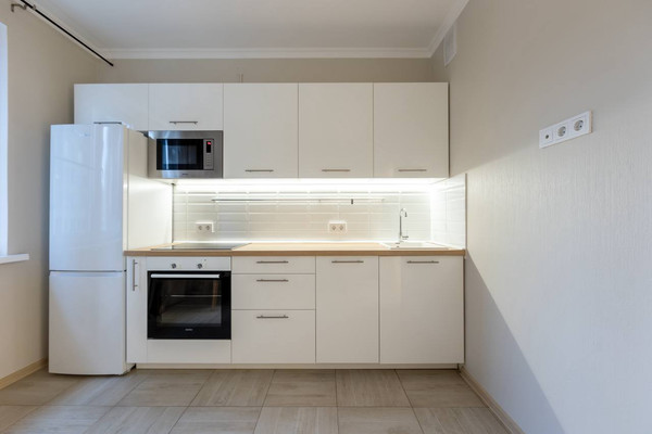 Продам однокомнатную (1-комн.) квартиру, Ротмистрова ул, 2к4, Москва г