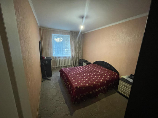 Продам трехкомнатную (3-комн.) квартиру, Красная ул, 260, Кропоткин г