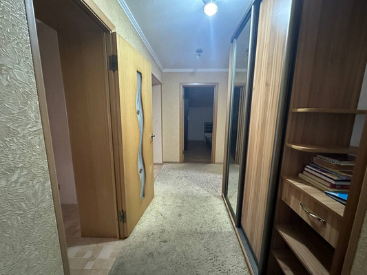 Продам трехкомнатную (3-комн.) квартиру, Мопровский проезд, 9, Кропоткин г