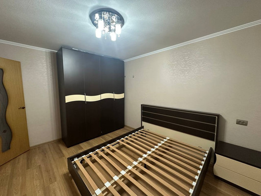 Продам трехкомнатную (3-комн.) квартиру, Мопровский проезд, 9, Кропоткин г