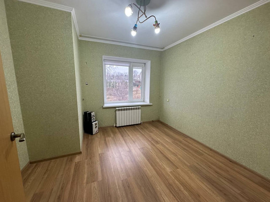 Продам трехкомнатную (3-комн.) квартиру, Мопровский проезд, 9, Кропоткин г