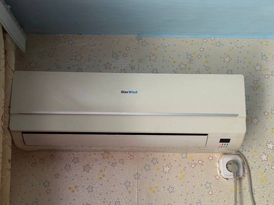 Продам двухкомнатную (2-комн.) квартиру, 1 мкр, 44, Кропоткин г