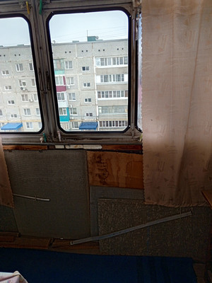 Продам однокомнатную (1-комн.) квартиру, 1 мкр, 12, Кропоткин г