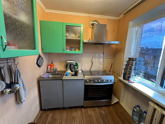 Продам двухкомнатную (2-комн.) квартиру, Колхозный пер, 16, Кропоткин г