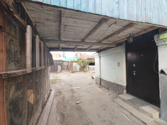 Продам трехкомнатную (3-комн.) квартиру, Гоголя ул, 20, Кропоткин г