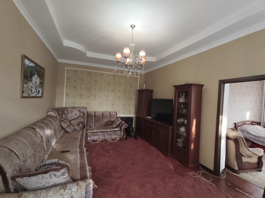 Продам трехкомнатную (3-комн.) квартиру, Гоголя ул, 20, Кропоткин г