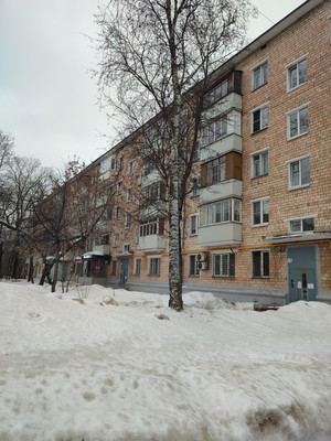 Продам трехкомнатную (3-комн.) квартиру, Трофимова ул, 24к1, Москва г