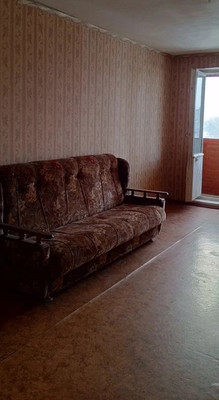 Продам трехкомнатную (3-комн.) квартиру, Школьная ул, 4, Малое Верево д