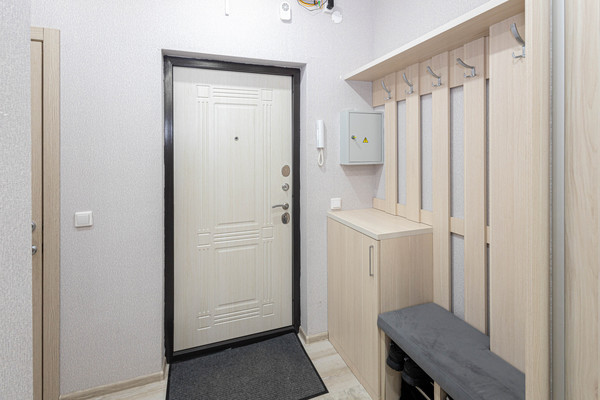 Продам двухкомнатную (2-комн.) квартиру, Анны Коньковой ул, 16, Ханты-Мансийск г