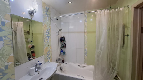 Продам двухкомнатную (2-комн.) квартиру, Тургенева ул, 9, Ступино г