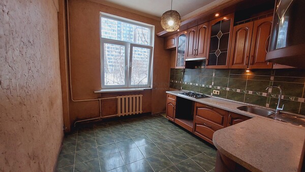 Продам двухкомнатную (2-комн.) квартиру, Зорге ул, 10к2, Москва г