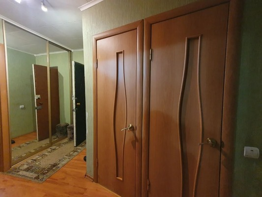 Продам трехкомнатную (3-комн.) квартиру, Коммунистическая ул, 13, Кропоткин г