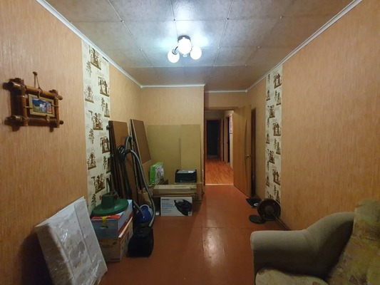 Продам трехкомнатную (3-комн.) квартиру, Коммунистическая ул, 13, Кропоткин г