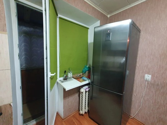 Продам трехкомнатную (3-комн.) квартиру, Коммунистическая ул, 13, Кропоткин г