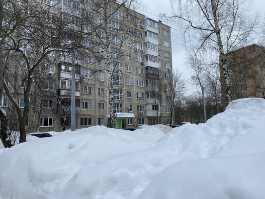 Продам двухкомнатную (2-комн.) квартиру, Коммунистическая ул, 17, Раменское г