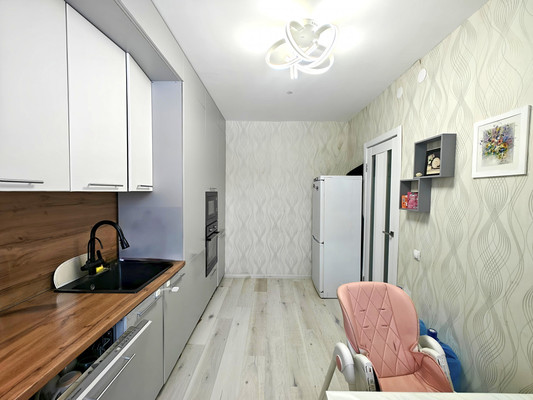 Продам трехкомнатную (3-комн.) квартиру, Ясная поляна ул, 7, Куюки д