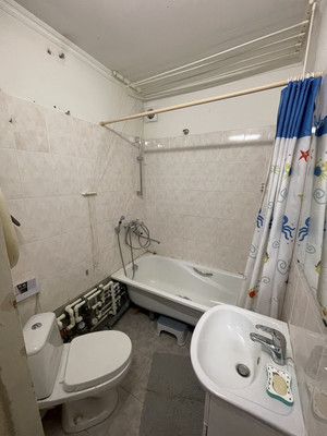 Продам однокомнатную (1-комн.) квартиру, Космонавта Волкова ул, 15к3, Москва г