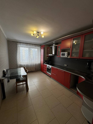 Продам двухкомнатную (2-комн.) квартиру, Донецкая ул, 10к1, Москва г