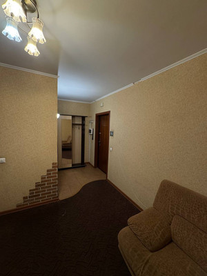 Продам двухкомнатную (2-комн.) квартиру, Донецкая ул, 10к1, Москва г