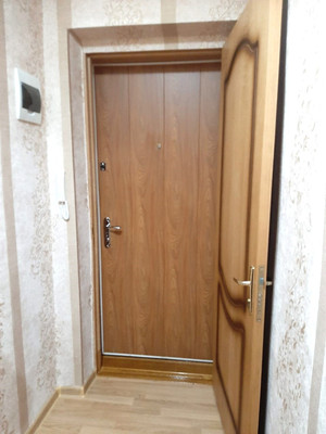 Продам двухкомнатную (2-комн.) квартиру, Калинина ул, 105, Тихорецк г