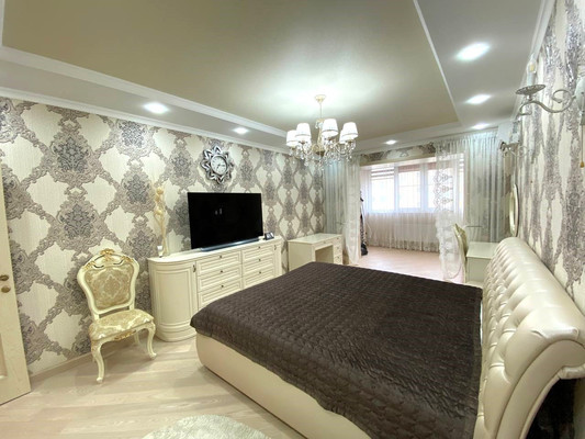 Продам трехкомнатную (3-комн.) квартиру, Передовая ул, 201, Тихорецк г