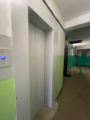 Продам однокомнатную (1-комн.) квартиру, Десятинная ул, 8, Великий Новгород г