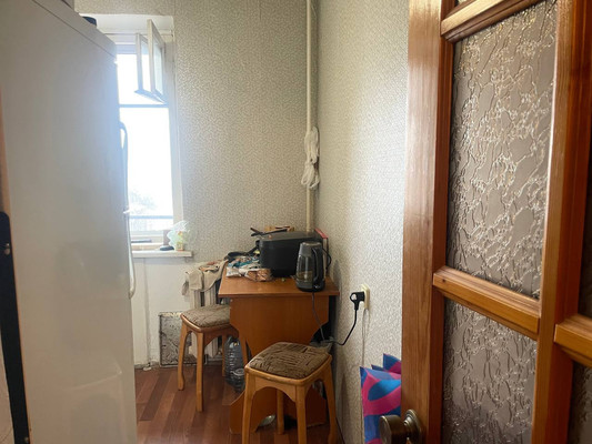 Продам однокомнатную (1-комн.) квартиру, Десятинная ул, 8, Великий Новгород г