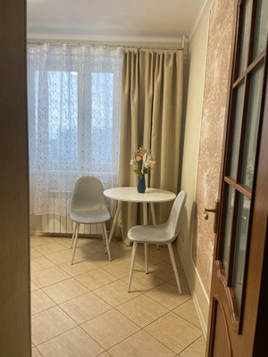 Продам однокомнатную (1-комн.) квартиру, Осенний б-р, 2, Москва г