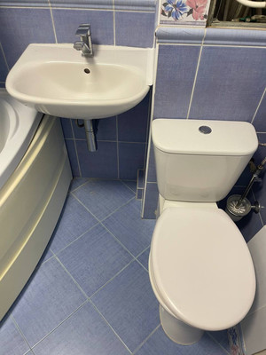 Продам однокомнатную (1-комн.) квартиру, Осенний б-р, 2, Москва г