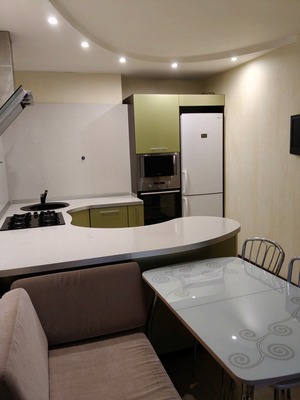 Продам трехкомнатную (3-комн.) квартиру, Маршала Казакова ул, 8к1, Нижний Новгород г