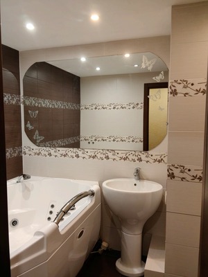 Продам трехкомнатную (3-комн.) квартиру, Маршала Казакова ул, 8к1, Нижний Новгород г