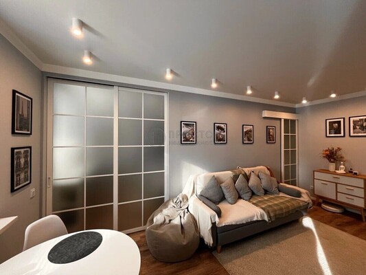 Продам двухкомнатную (2-комн.) квартиру, Угловой пер, 21, Москва г