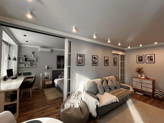 Продам двухкомнатную (2-комн.) квартиру, Угловой пер, 21, Москва г