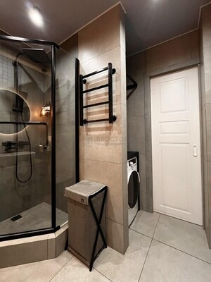 Продам двухкомнатную (2-комн.) квартиру, Угловой пер, 21, Москва г