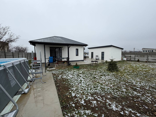 Продам дом, Цветочная ул, Урожайное с, 0 км от города