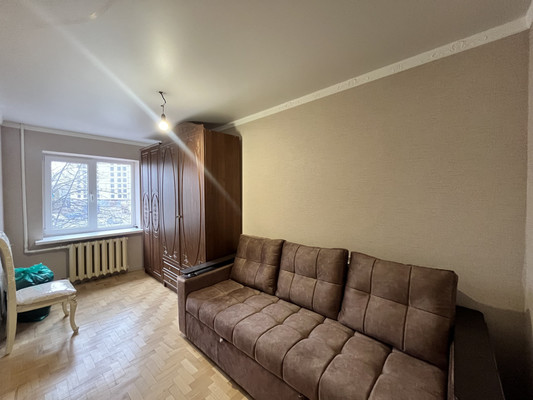 Продам трехкомнатную (3-комн.) квартиру, Т.Идарова ул, 211, Нальчик г