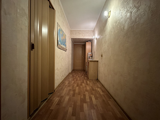 Продам многокомнатную квартиру, Будапештская ул, 14к1, Санкт-Петербург г