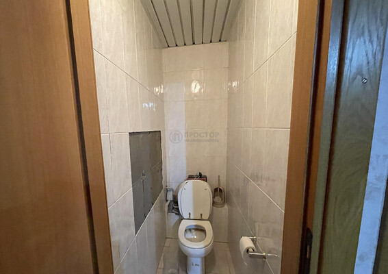 Продам трехкомнатную (3-комн.) квартиру, Гарибальди ул, 15к2, Москва г