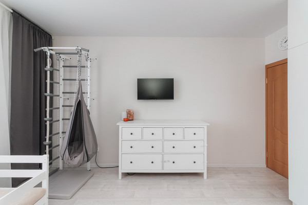 Продам однокомнатную (1-комн.) квартиру, Объездная ул, 61, Ханты-Мансийск г