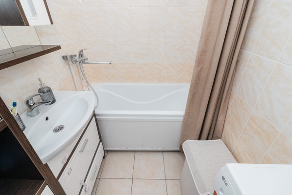 Продам однокомнатную (1-комн.) квартиру, Объездная ул, 61, Ханты-Мансийск г