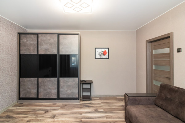 Продам однокомнатную (1-комн.) квартиру, Самаровская ул, 6к2, Ханты-Мансийск г