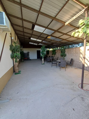 Продам коммерческое помещение 300 м2, Большая Морская ул, Мирный пгт