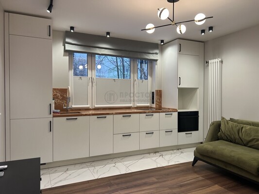 Продам однокомнатную (1-комн.) квартиру, Новочеркасский б-р, 36, Москва г