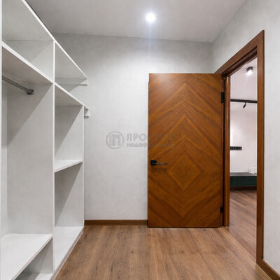 Продам однокомнатную (1-комн.) квартиру, Новочеркасский б-р, 36, Москва г