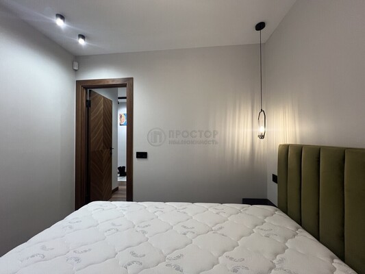 Продам однокомнатную (1-комн.) квартиру, Новочеркасский б-р, 36, Москва г